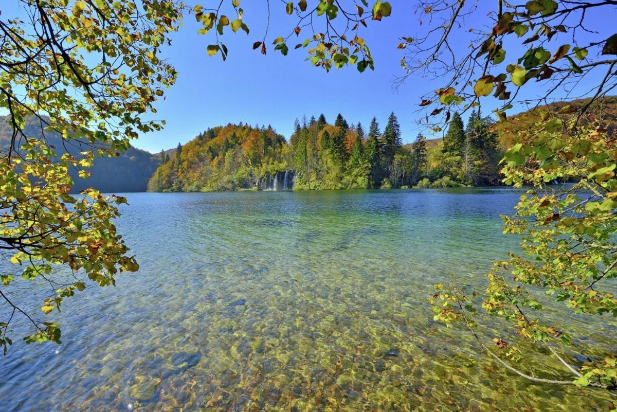 Andrea In Sertic Poljana - Haus Fuer 6 Personen Plitvička Jezera Eksteriør bilde